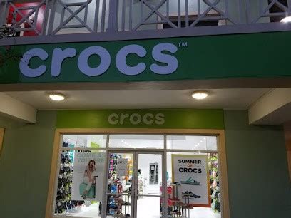 crocs store jamaica